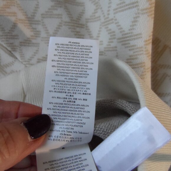 New Michael Kors Beige/Cream Logo Pattern Knit Skirt Suit Size M - Picture 16 of 16